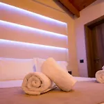 Pandora * Tirana
