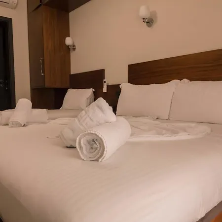 شقة Pandora تيرانا